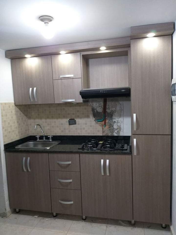 Sleek Modular Kitchen